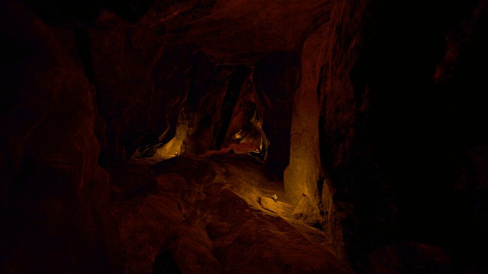 森林洞穴位置